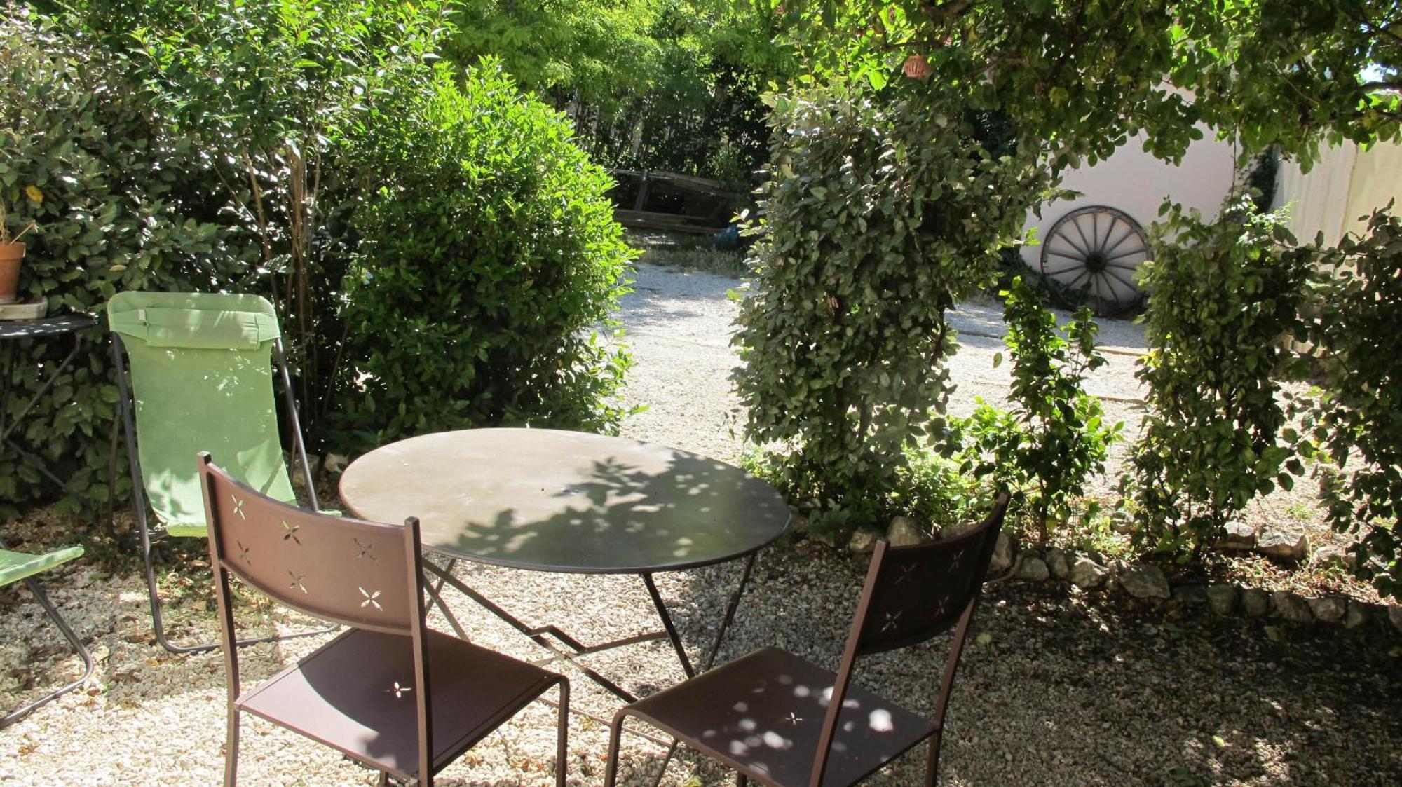 Lou Cardalines Bed and Breakfast Bédoin Exteriör bild